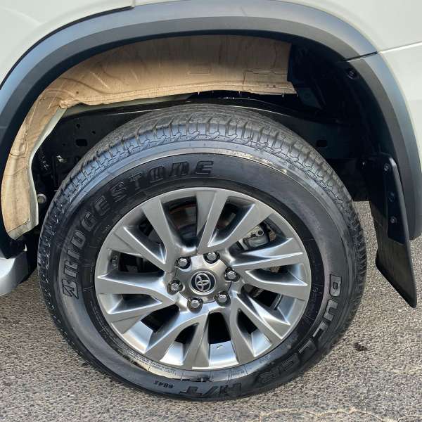 FotoCarro05-Toyota Hilux SW4 SRX