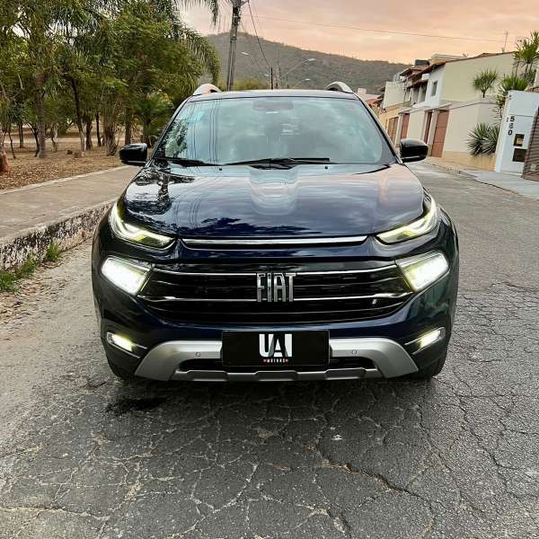 FotoCarro03- Fiat Toro Volcano - Azul