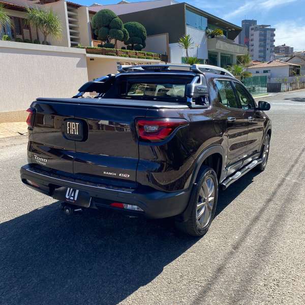 FotoCarro08-Fiat Toro Ranch Marrom