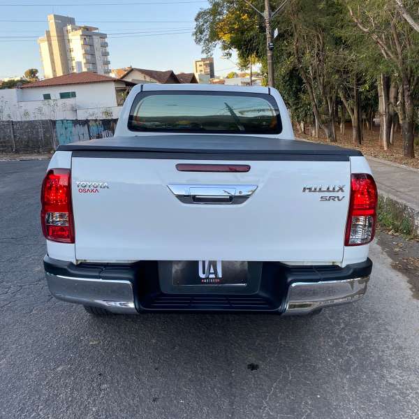 FotoCarro03- Toyota Hilux SRV 2020