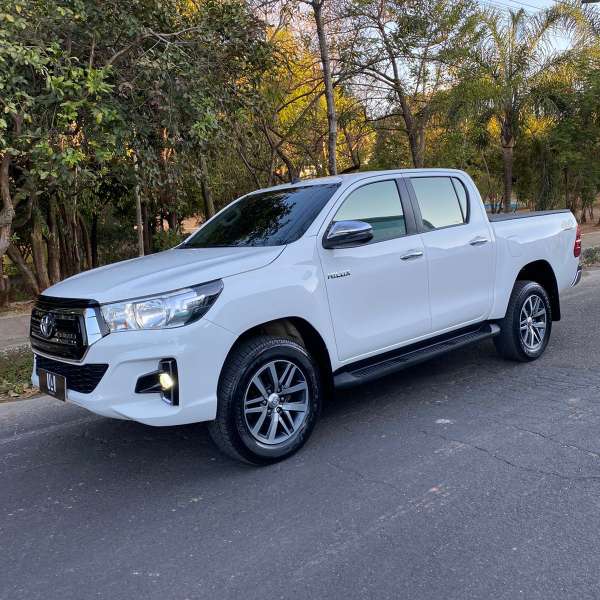 FotoCarro06- Toyota Hilux SRV
