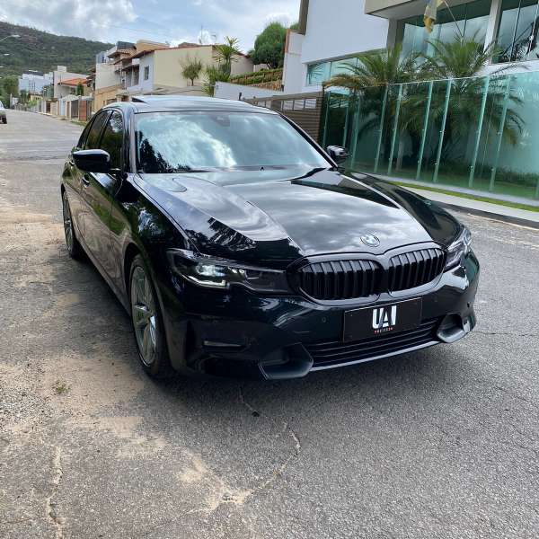 FotoCarro01- BMW 330I Sport