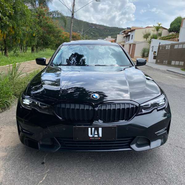 FotoCarro02- BMW 330I Sport