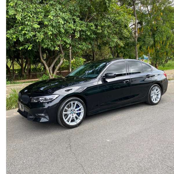FotoCarro03-BMW 330I Sport