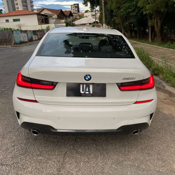 FotoCarro- BMW 320I MSport