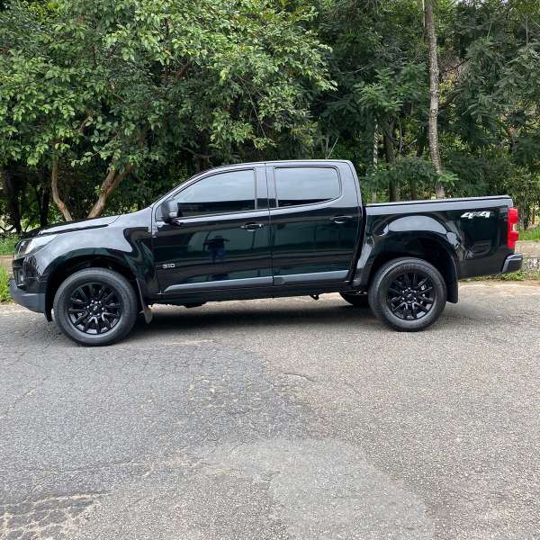 FotoCarro04-Chevrolet S10 LT