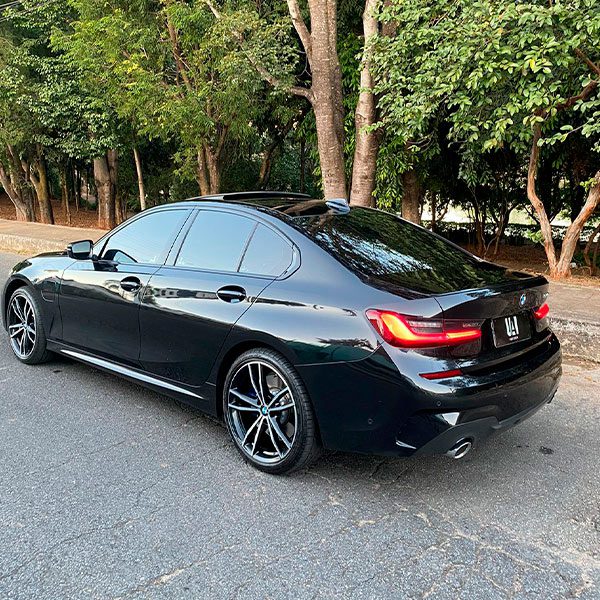 fot0o 02 -BMW 330E MSport