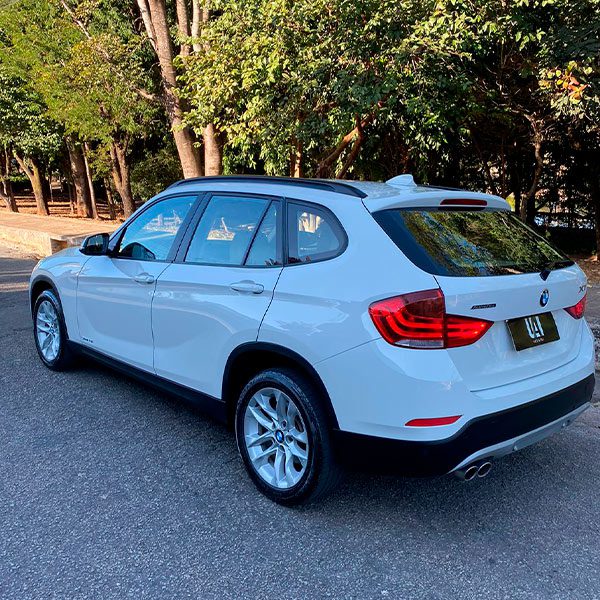 foto 06 - BMW X1 Sdrive 2.0_