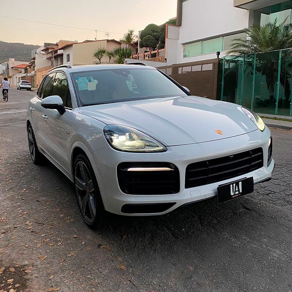 fot0o 02 - Porsche Cayenne Hybrid Branca