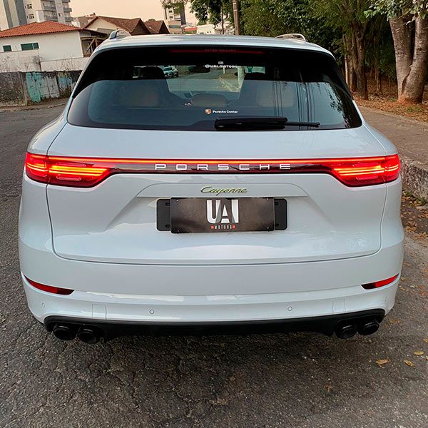 foto 06 -Porsche Cayenne Hybrid Branca