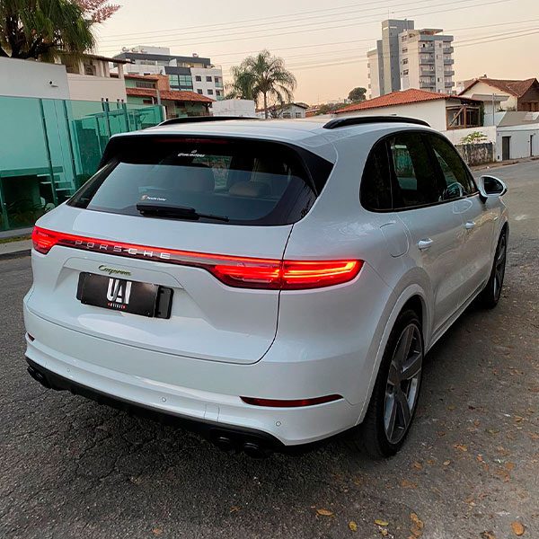 foto 09 -Porsche Cayenne Hybrid Branca