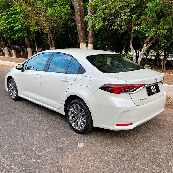 fot0o 03 -Toyota Corolla XEI