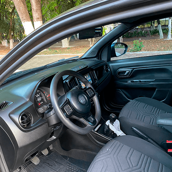 fot0o 04 -Fiat Strada Freedom 1.3 CS