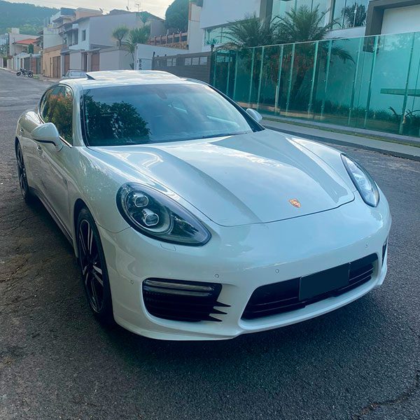 fot0o 04 -Porsche Panamera Turbo 4.8 V8 Turbo