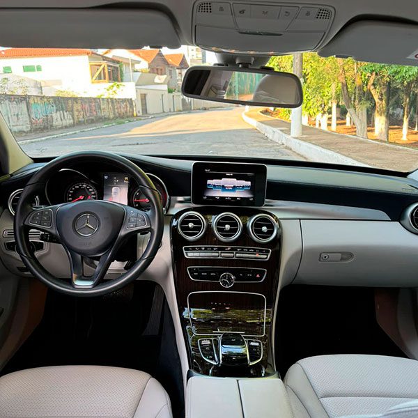 foto 09 -Mercedes Benz C-180 Exclusive 1.6