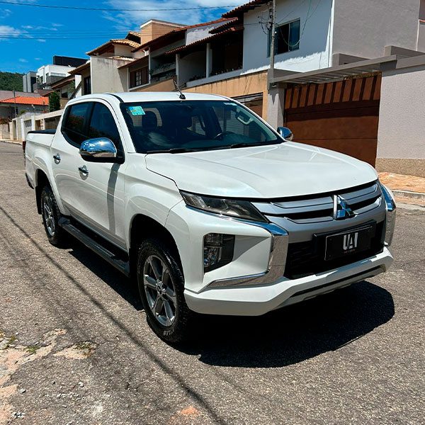 fot0o 01 - Mitsubishi L200 Triton Sport HPE