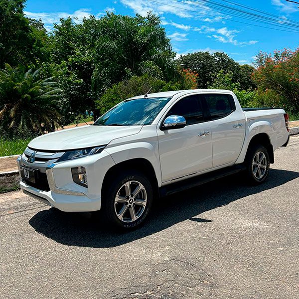 fot0o 02 - Mitsubishi L200 Triton Sport HPE