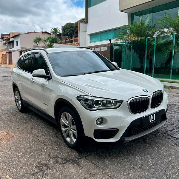 fot0o 01 -BMW X1 S20I Activeflex 2.0