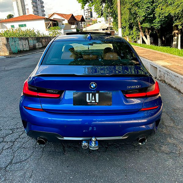 fot0o 04 -BMW 320I MSPORT
