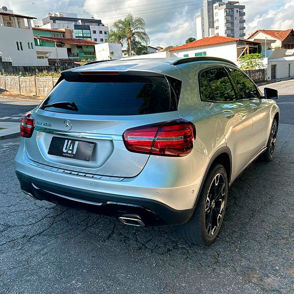 foto 09 -MERCEDES-BENZ GLA 200 1.6 CGI FLEX NIGHT 7G-DCT