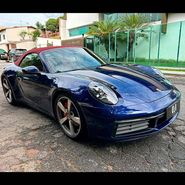fot0o 01 -PORSCHE 911 CARRERA CABRIOLET
