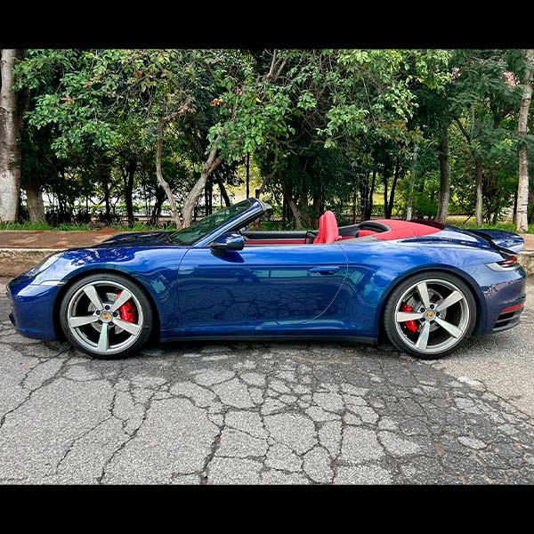 fot0o 03 -PORSCHE 911 CARRERA CABRIOLET