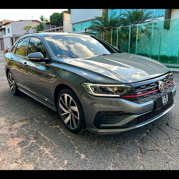 fot0o 01 -VOLKSWAGEN JETTA 2.0 350 TSI