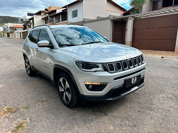 fot0o 01 JEEP COMPASS 2.0
