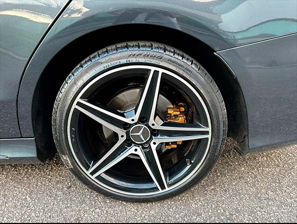 fot0o 05 MERCEDES-BENZ C 250 2.0