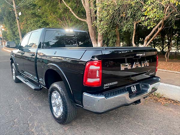 foto 06 RAM 2500 6.7 I6 TURBO DIESEL LARAMIE CD 4X4