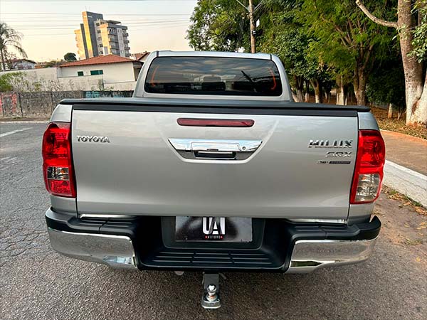 foto 06 TOYOTA HILUX 2.8 SRX 4X4 CD 16V DIESEL