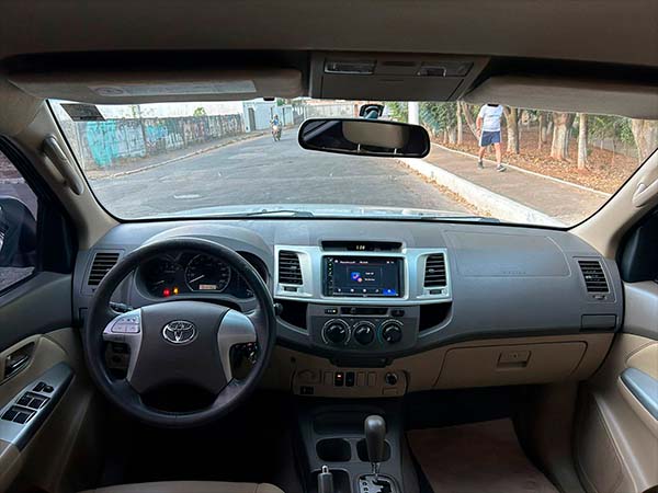 foto 09 TOYOTA HILUX SW4 2.7 SR 4X2 16V FLEX 4P
