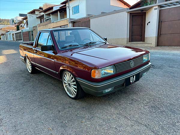 fot0o 01 VOLKSWAGEN SAVEIRO 1.8 CL CS 8V GASOLINA
