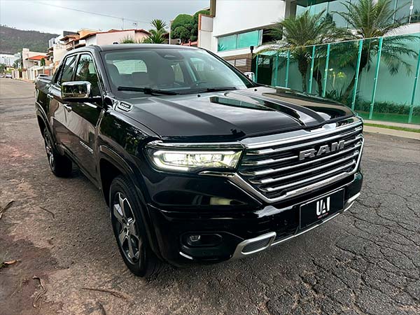 fot0o 01 RAM RAMPAGE 2.0 TURBO DIESEL LARAMIE 4X4