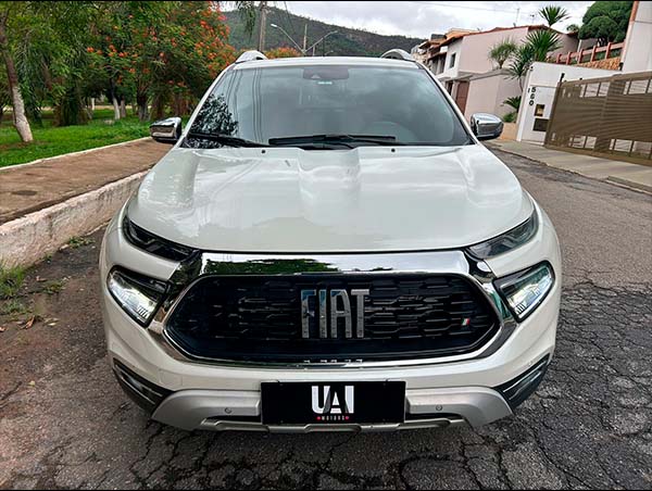 fot0o 02 FIAT TORO 2.0 16V TURBO RANCH 4WD AT9