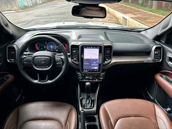 foto 09 FIAT TORO 2.0 16V TURBO RANCH 4WD AT9