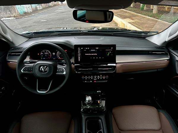 foto 09 RAM RAMPAGE 2.0 TURBO DIESEL LARAMIE 4X4