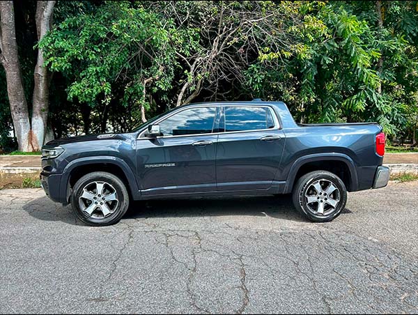 fot0o 04 RAM RAMPAGE 2.0 TURBO DIESEL LARAMIE 4X4