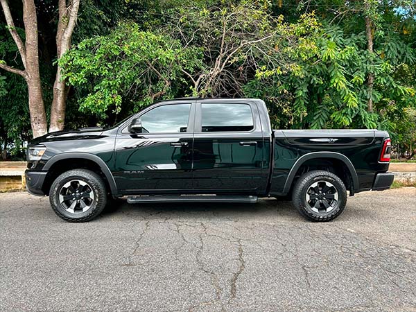 foto 06 RAM 1500 5.7 V8 GASOLINA REBEL CD 4X4