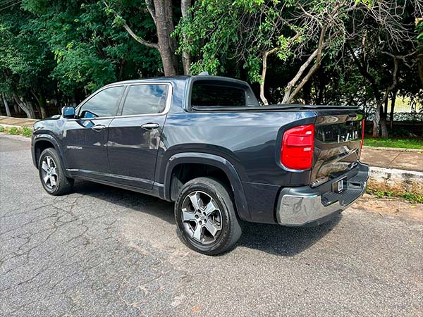 foto 09 RAM RAMPAGE 2.0 TURBO DIESEL LARAMIE 4X4