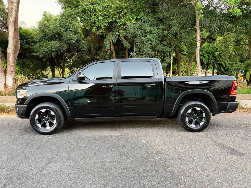 WhatsApp-Image-2025-05-19-at-16.47.57-(1)